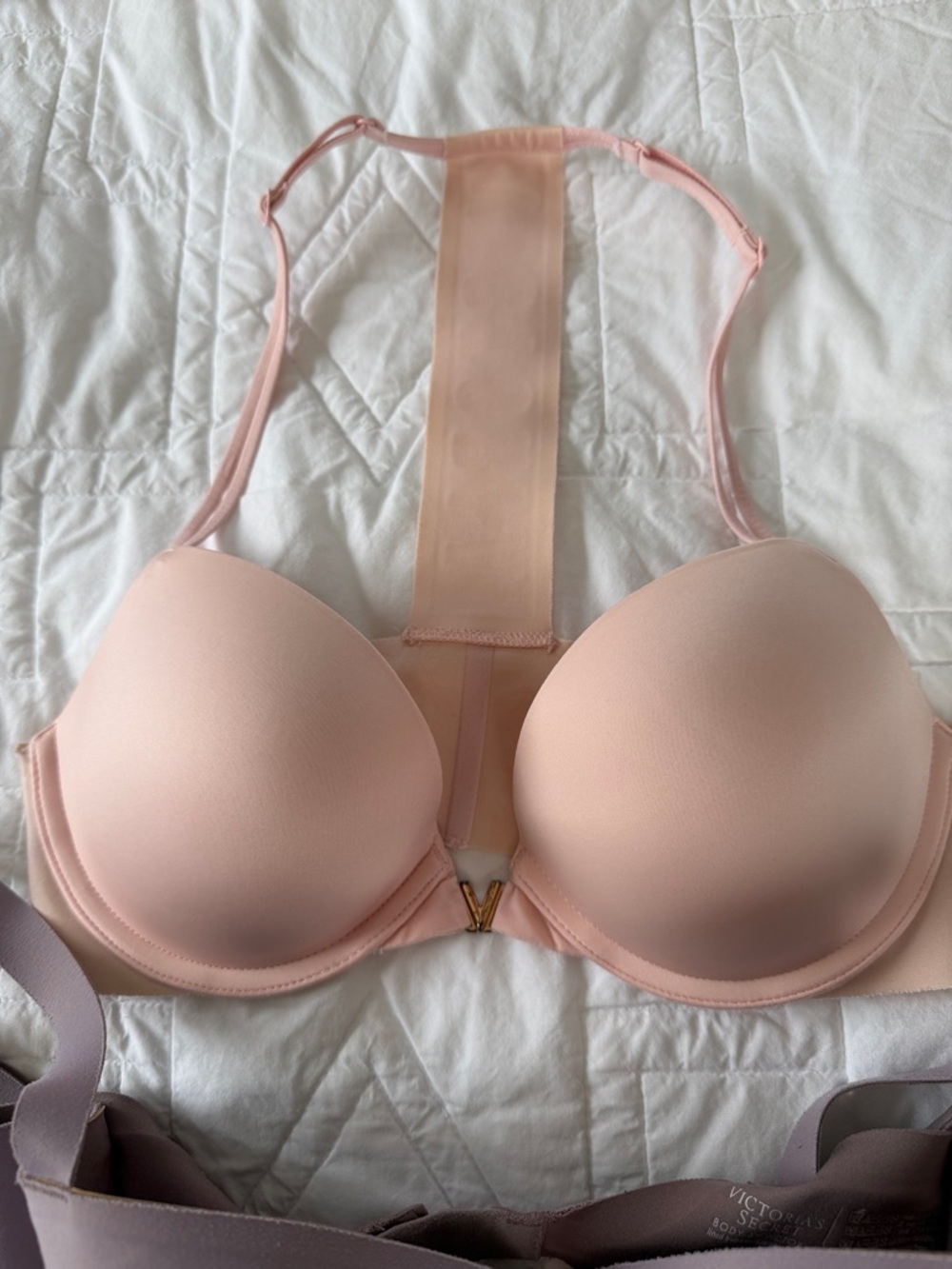 Victoria Secret Bras - Picture 2 of 5